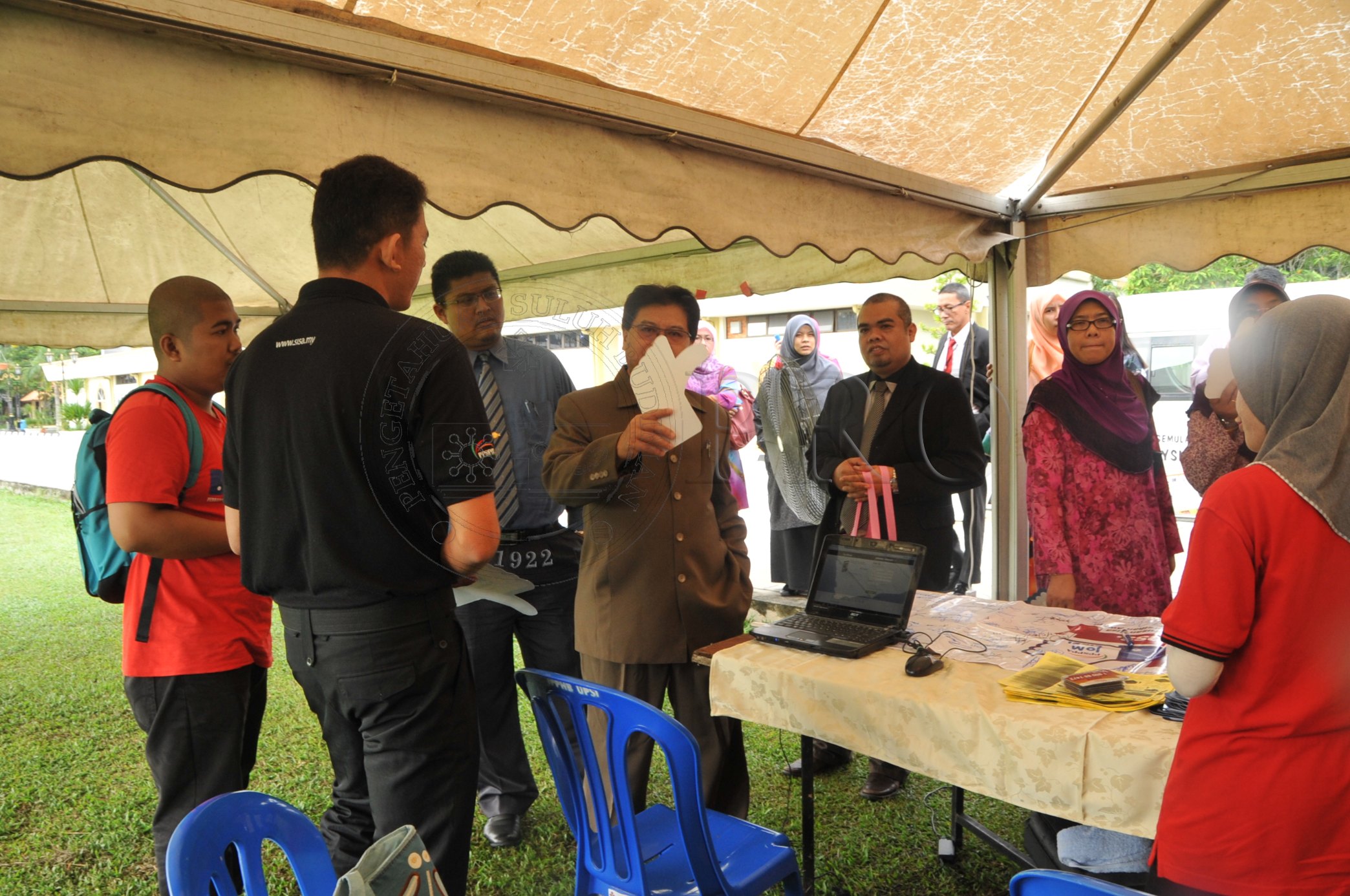 PRO 14 51 KKP PRO 7055